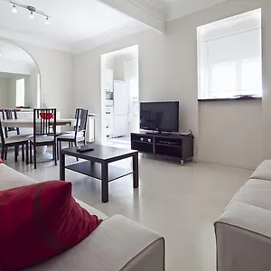  Apartment Central And Spacious Family